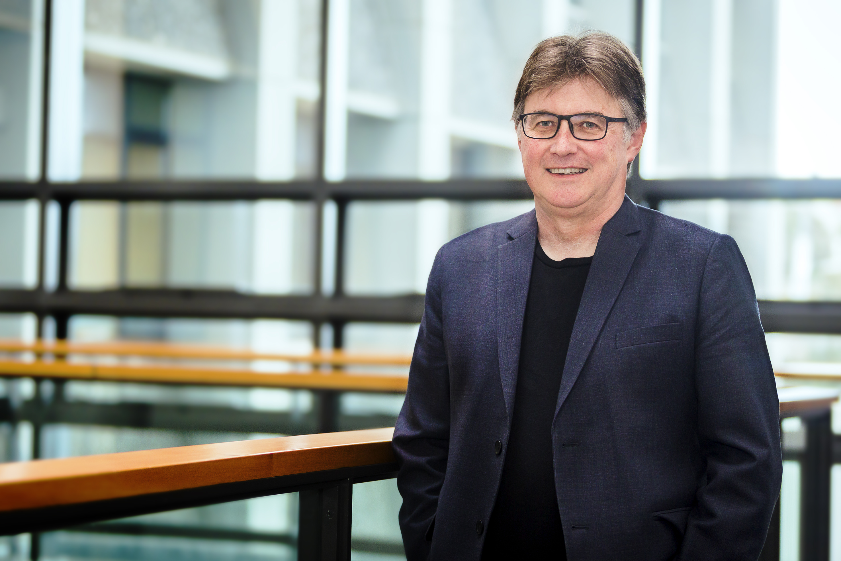 Royal Society Te Aparangi awards Callaghan Medal to Professor Peter Shepherd